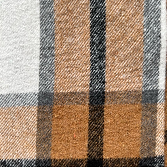 orange and white plaid shacket for fall, autumn, winter - Picture 7 of 9